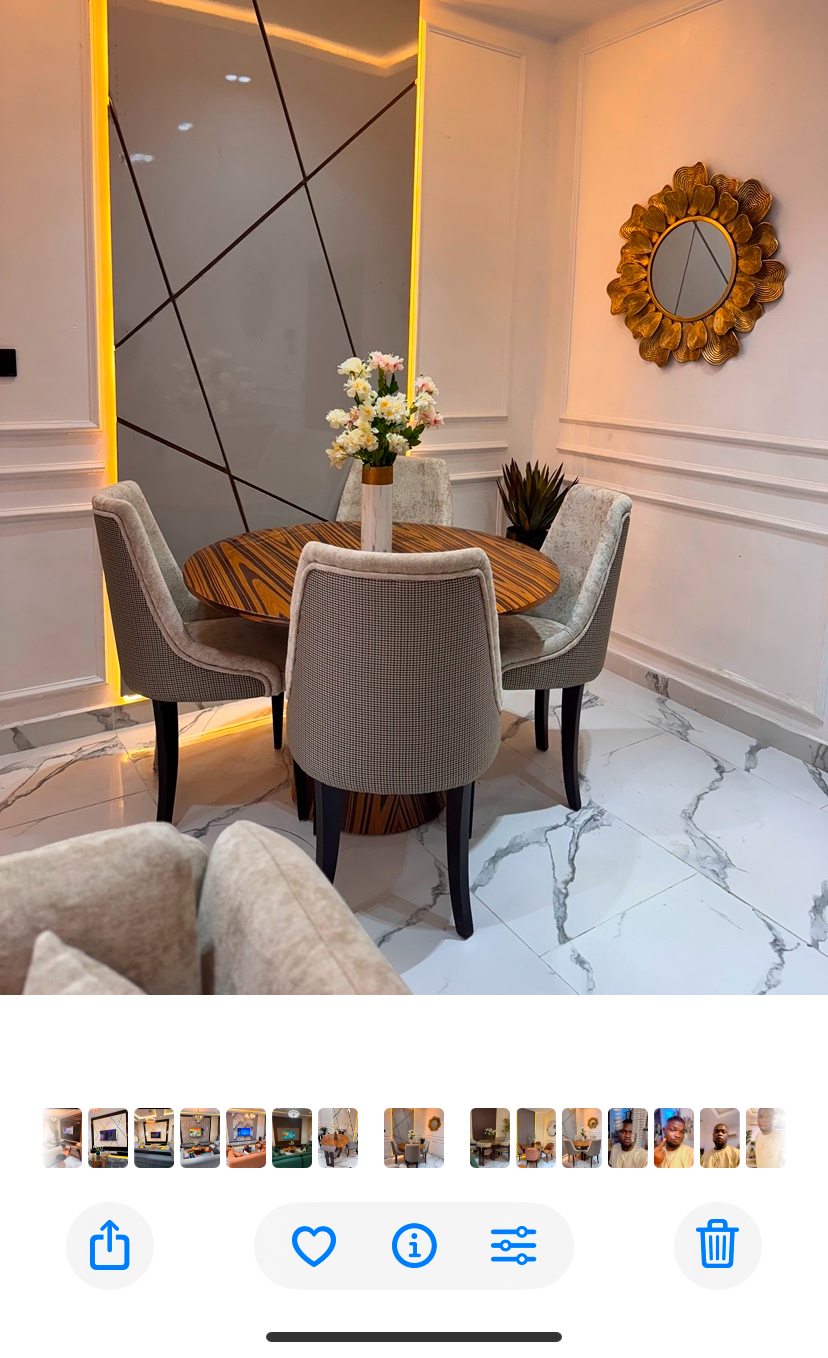 Sultan dining set