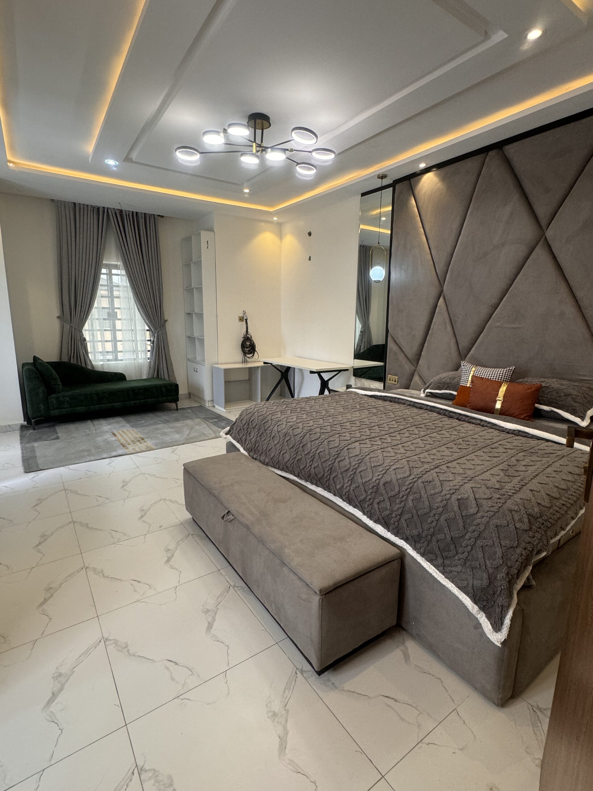 The Empress Bed
