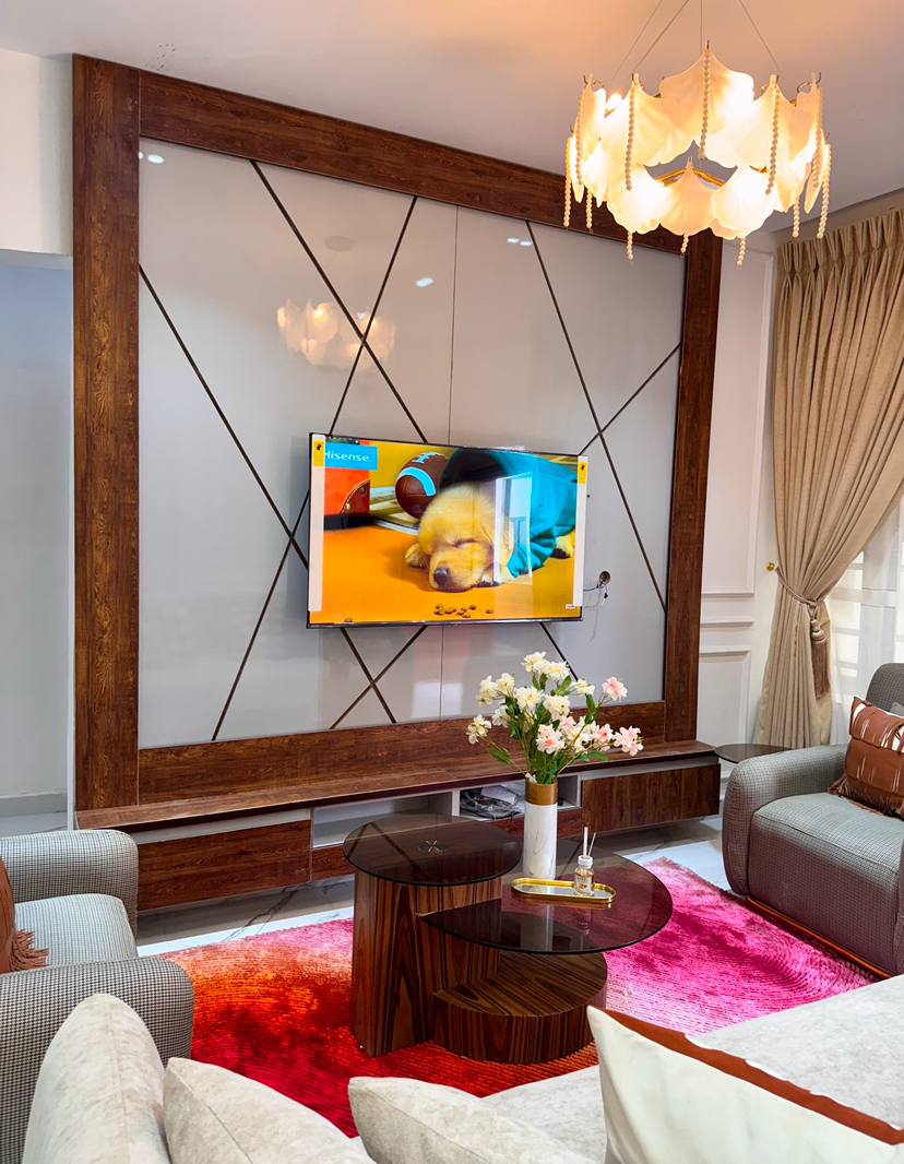 Tv bench