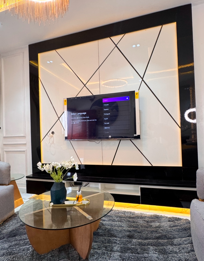 Sultan TV Wall