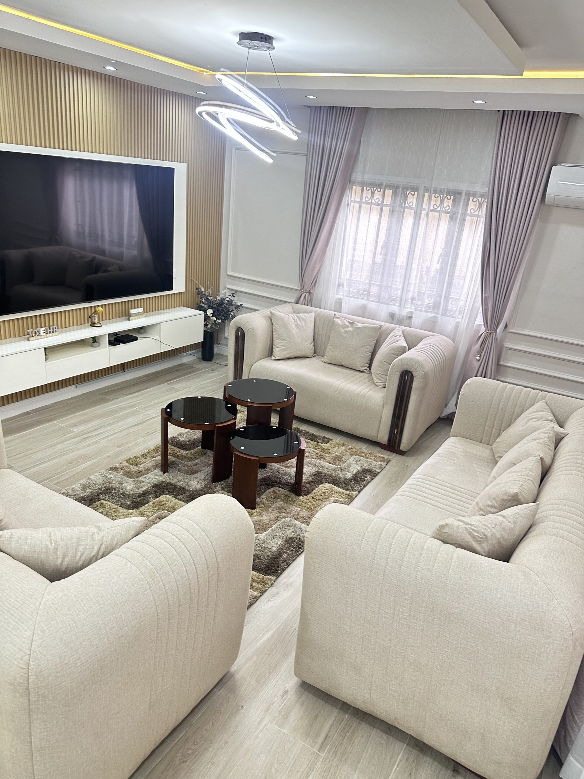 Stella Sofa
