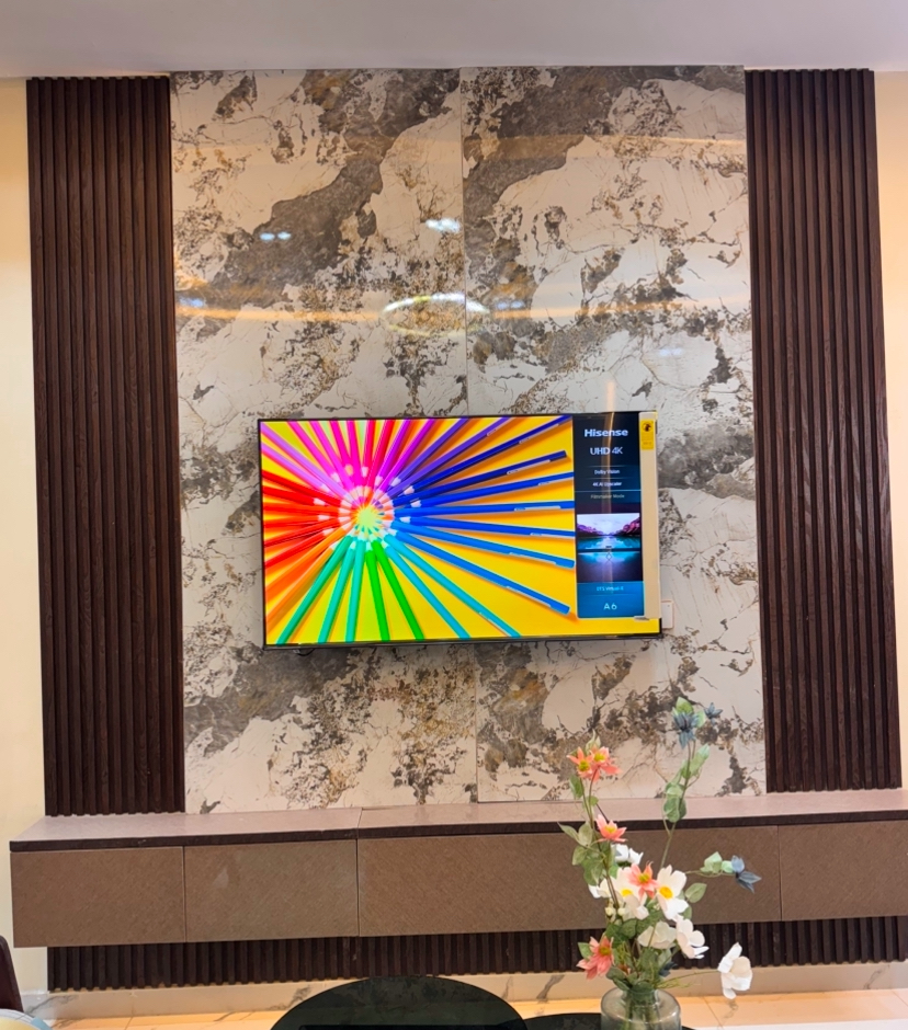 Tv bench
