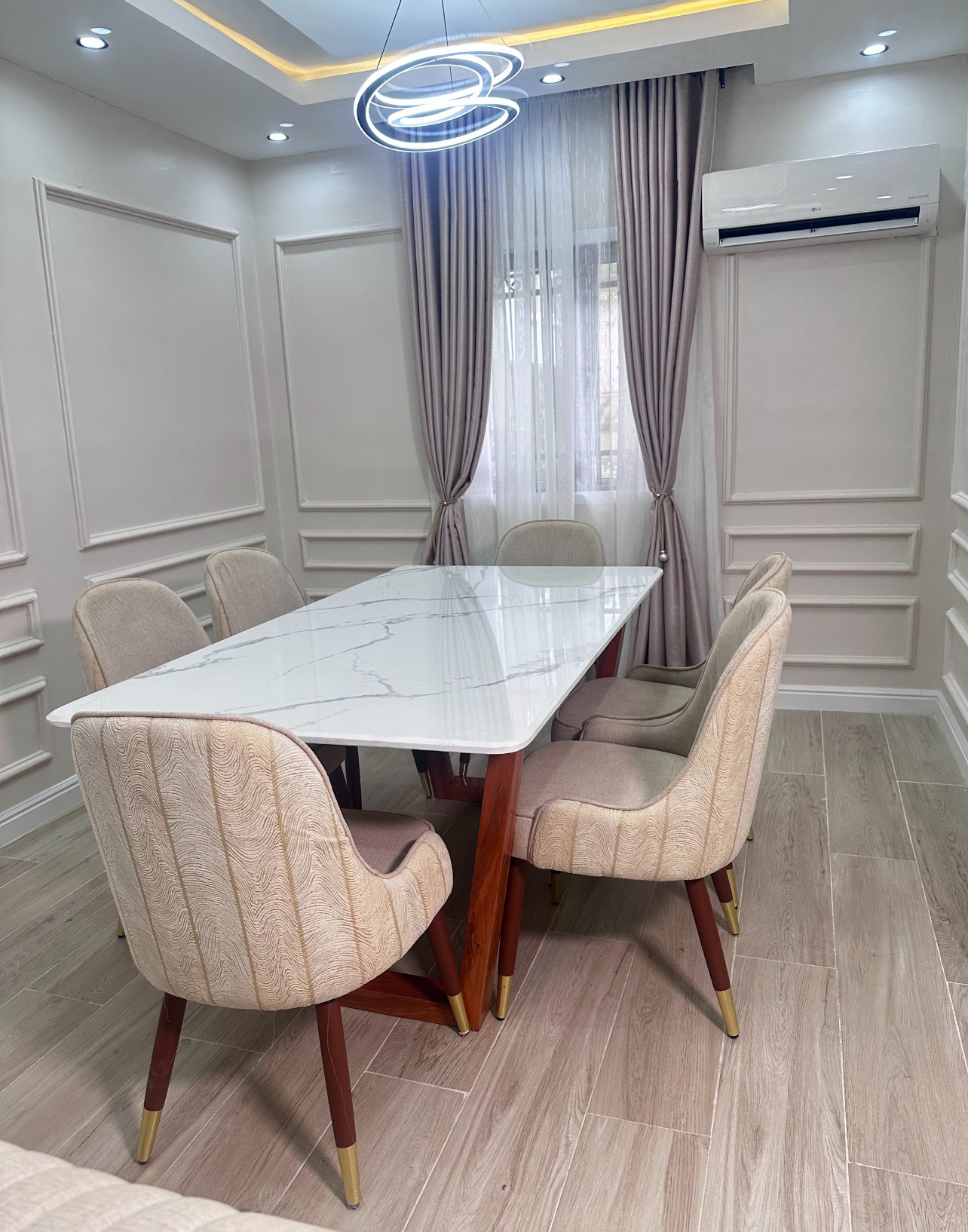 Haven dining set