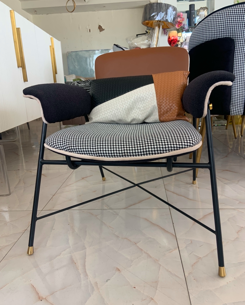 Luxury occasional single