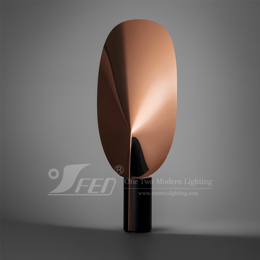Modern Copper LED Table Lamp – Elegant Contemporary Lighting